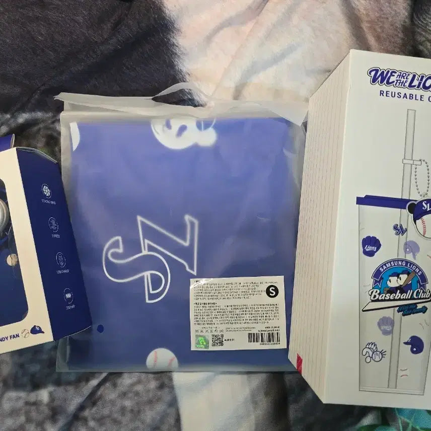 [BUNJANG] Samsung Lions Baofamily Collaboration Reusable Cup, Mini Fan, and Raincoat Set / 삼성라이온즈 리유저블컵,  미니 선풍기, 우비