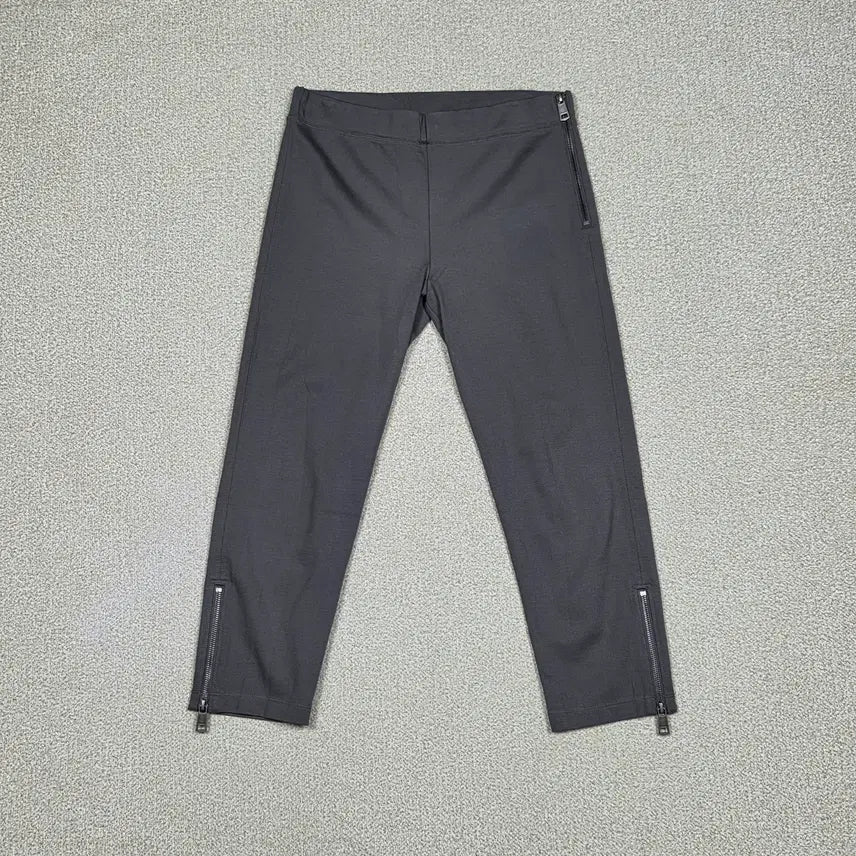 [BUNJANG] Burberry London Check Trim Hem Zipper Span Pants / [버버리] 런던 체크 트리밍 헴 지퍼 스판 팬츠 | S00591