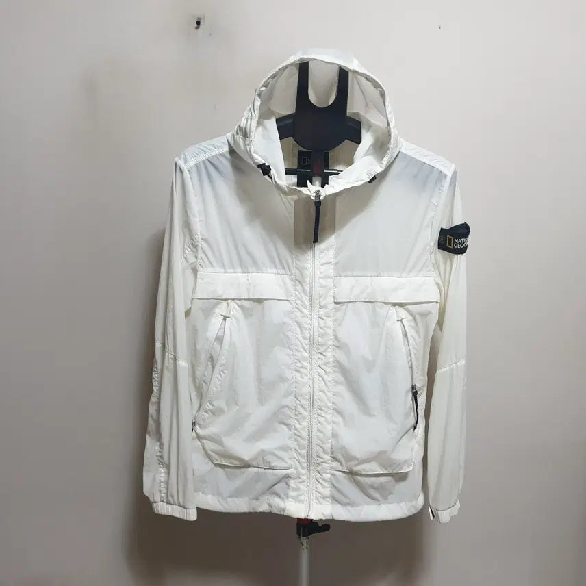 [BUNJANG] National Geographic Hooded Jumper Spring/Summer Size 95 / 내셔널지오그래픽 하절기후드점퍼/95