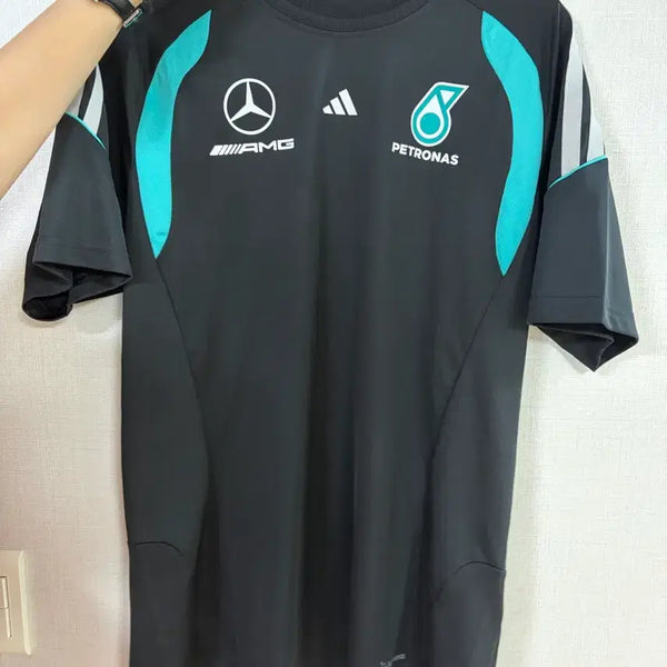 [BUNJANG] Mercedes-Benz F1 Mechanic T-Shirt / 메르세데스 벤츠 F1 메카닉 티셔츠