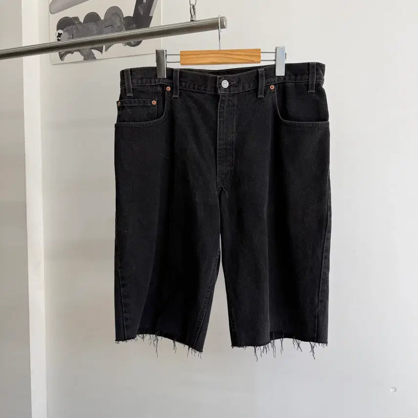 [BUNJANG] Vintage Levi's 560 Black Denim Shorts (Made in USA) / 00's LEVIS 560 (Made in USA)블랙 데님 쇼츠