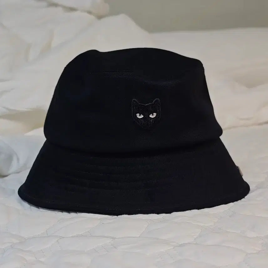 [BUNJANG] Songzio Homme Zizero Panther Bucket Hat / 송지오 옴므 버킷햇 지제로 팬서