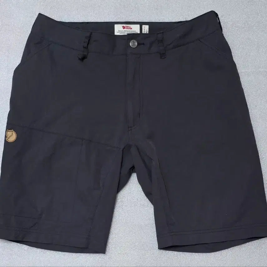 [BUNJANG] Fjallraven Abisko Lite Shorts Men's Graphite / 피엘라벤 Fjallraven 아비스코 라이트 쇼츠 등산팬츠 남성 46(30~31인치)
