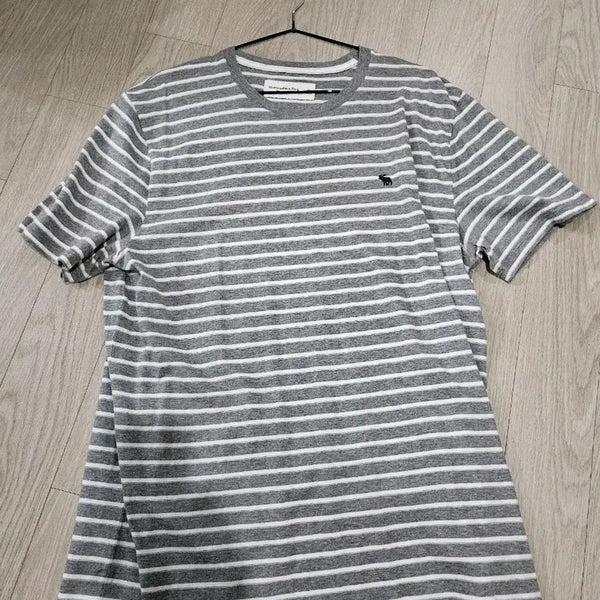 [BUNJANG] Abercrombie & Fitch Men's XL Striped Short-Sleeve T-Shirt Gray / 아베크롬비 XL 남성 반팔티셔츠 그레이 스트라이프