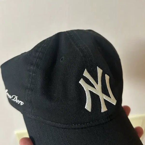[BUNJANG] Aim Leon Dore New Era New York Yankees Cap Black / 에임레온도르 뉴에라 뉴욕 양키스 볼캡 블랙