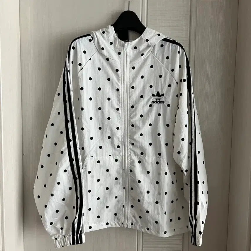 [BUNJANG] Dot Hood Barma Jacket White / 도트후드바막 아디화이트