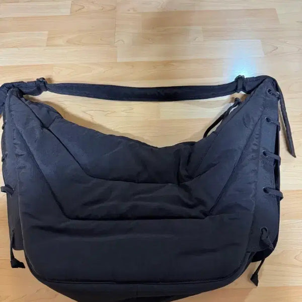 [BUNJANG] Lemaire Game Bag Large Dark Chocolate / 르메르 게임백 라지 (다크초콜릿) 판매