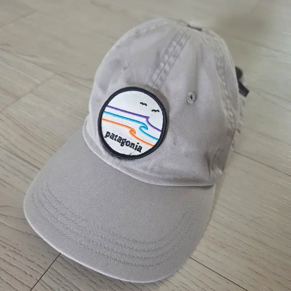 [BUNJANG] Patagonia Grey Logo Patch Ball Cap / 파타고니아 볼캡 그레이