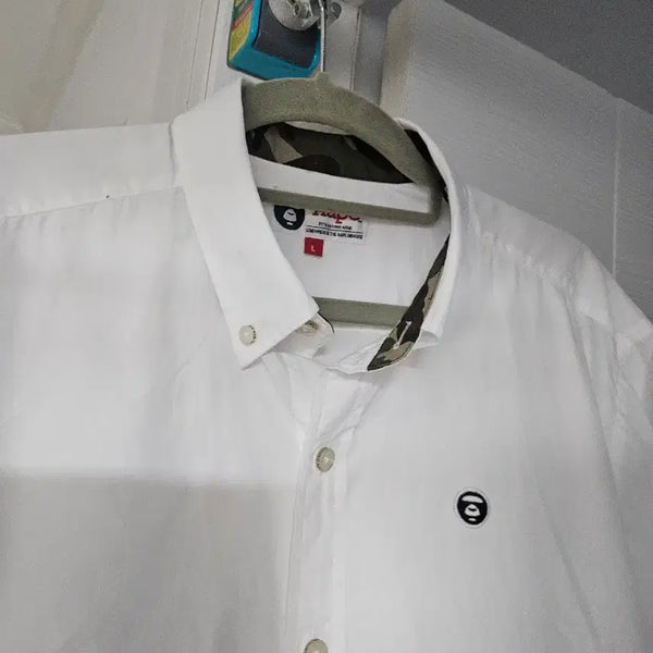 [BUNJANG] A Bathing Ape White Embroidered Logo Shirt (L) / 베이프 화이트 셔츠 L 사이즈