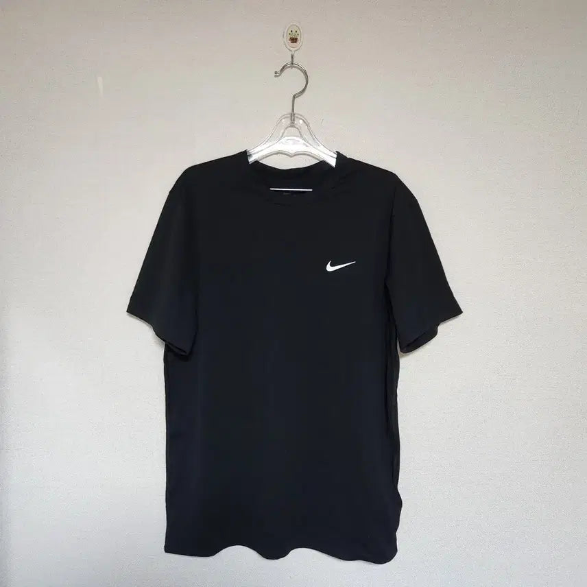 [BUNJANG] Nike Black T-Shirt / 25년 나이키 반팔티 블랙 100