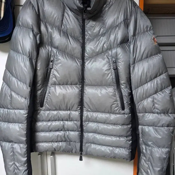 [BUNJANG] Moncler Grenoble Padded Jacket / 몽클레어_그래노블