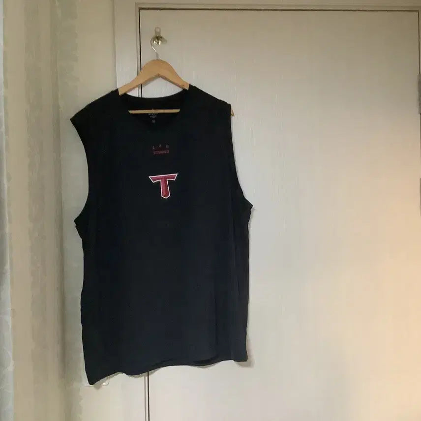 [BUNJANG] Kia Tigers Sleeveless Top 4XL / 기아타이거즈 나시 4xl