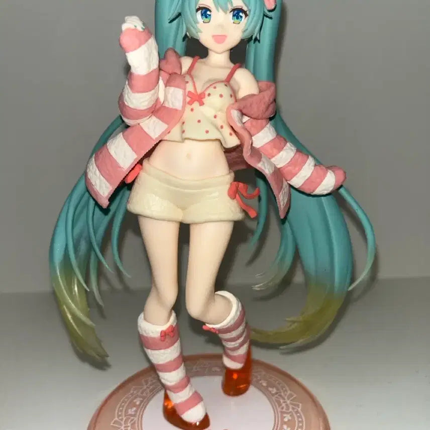 [BUNJANG] Hatsune Miku Figure / 미쿠 피규어