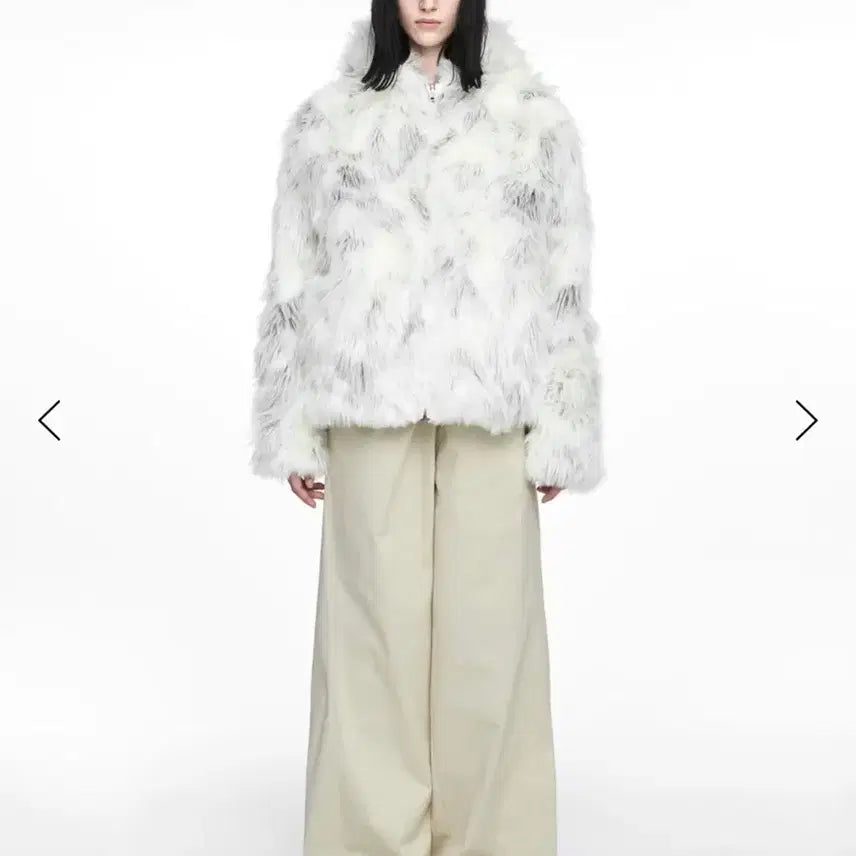 [BUNJANG] Nache Reversible Faux Fur Hoodie Jacket / 나체 REVERSIBLE HOODIE FAUX FUR JACKET