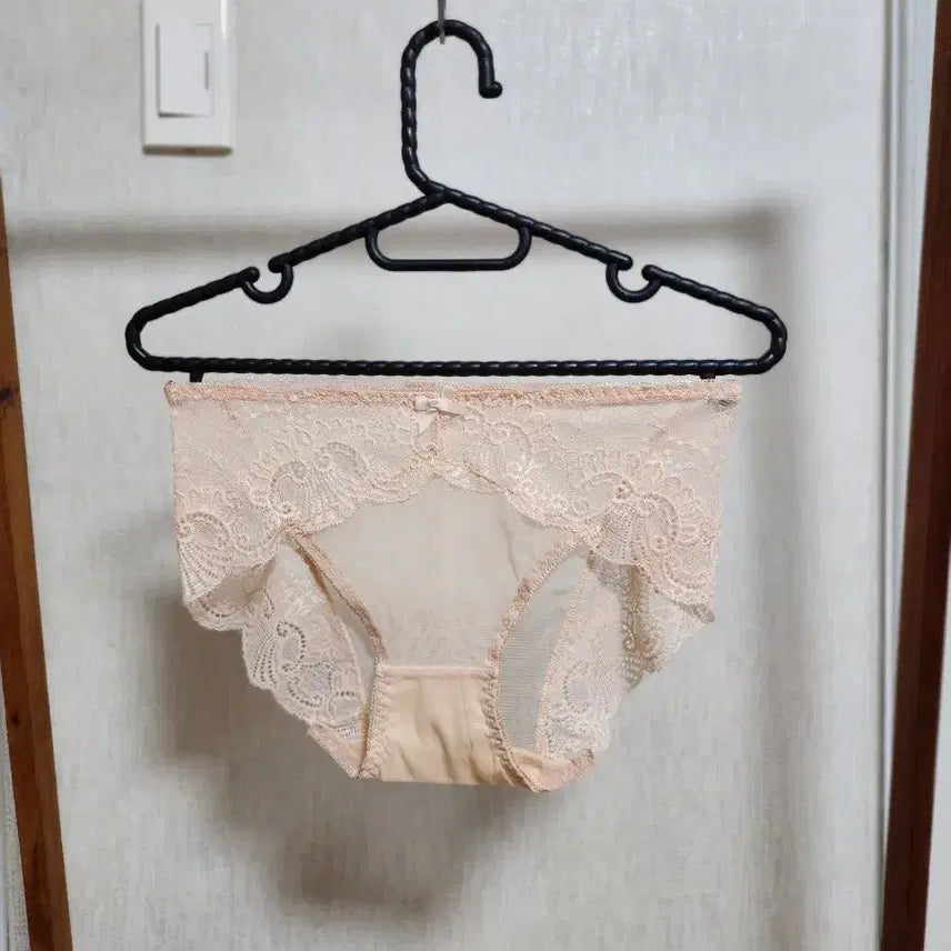 [BUNJANG] Women's Beige Lace Panties / 새상품 여성 속옷 팬티 베이지 레이스