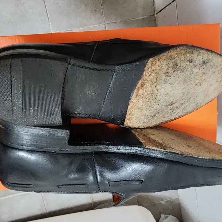 [BUNJANG] Church's Leather Tassel Loafers / 쳐치스 로퍼 사이즈 270