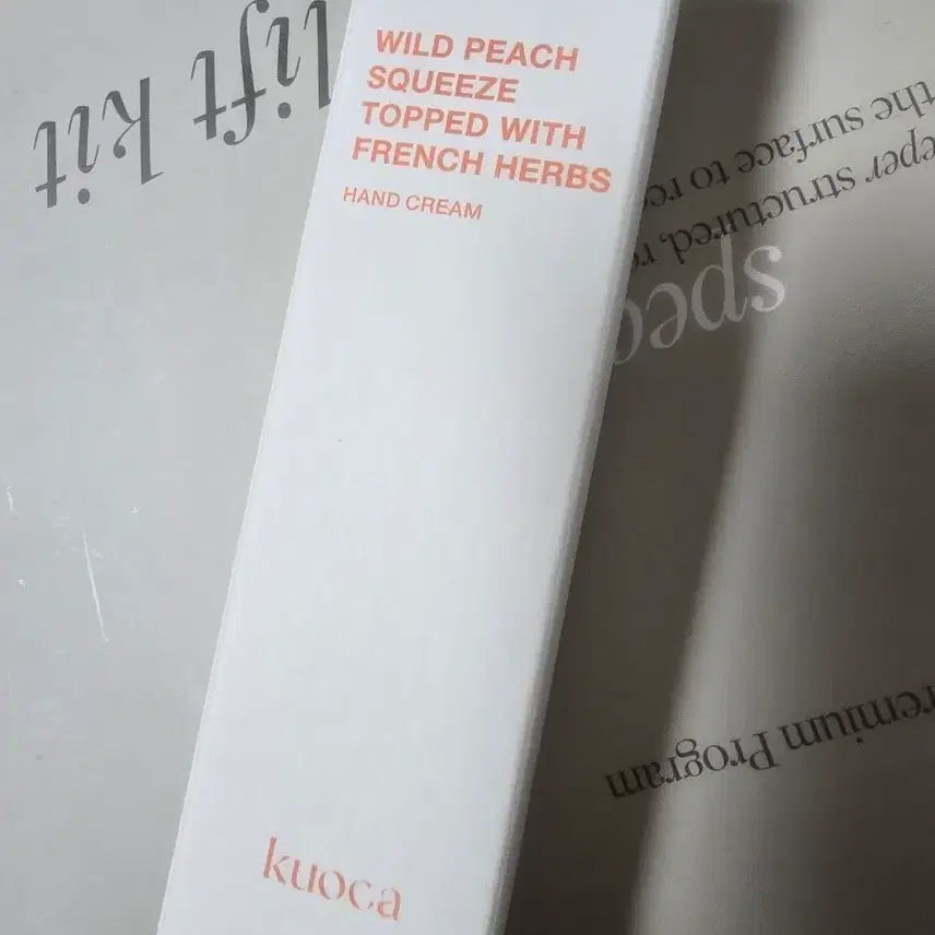 [BUNJANG] Kuoca Wild Peach Hand Cream 20ml / 쿠오카 핸드크림20ml