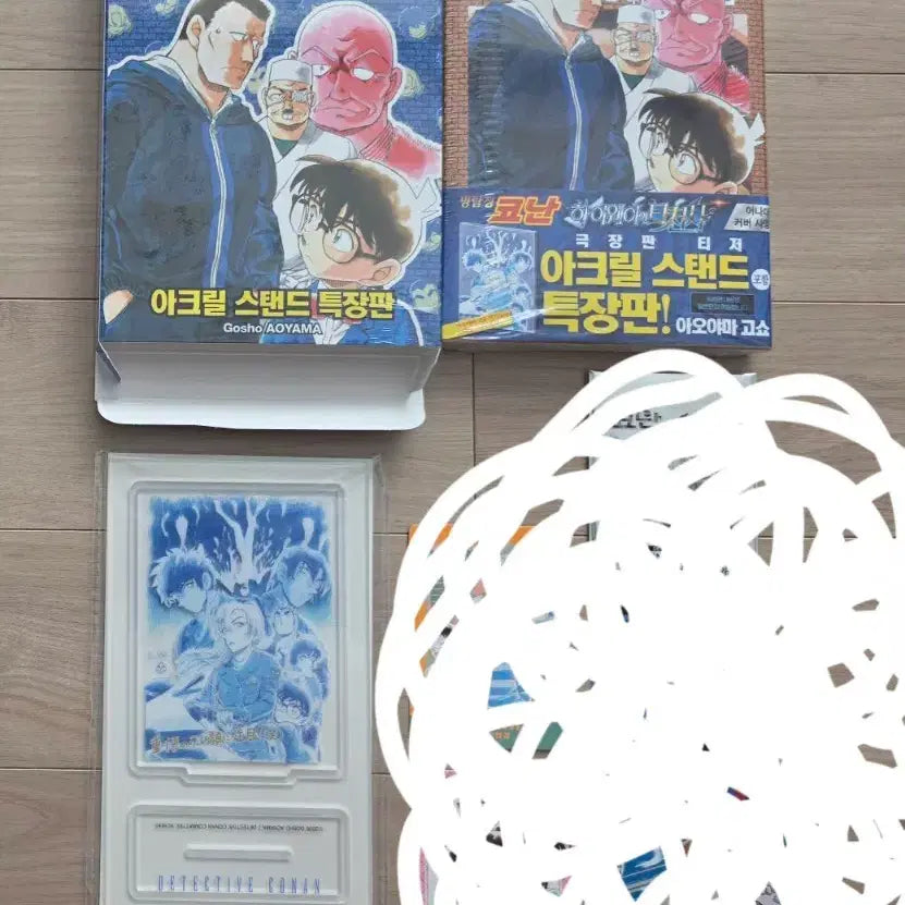 [BUNJANG] Detective Conan Volume 108 Special Edition with Acrylic Stand / 명탐정 코난 108권 특장판 팝니다. (랜덤카드4종 제외)