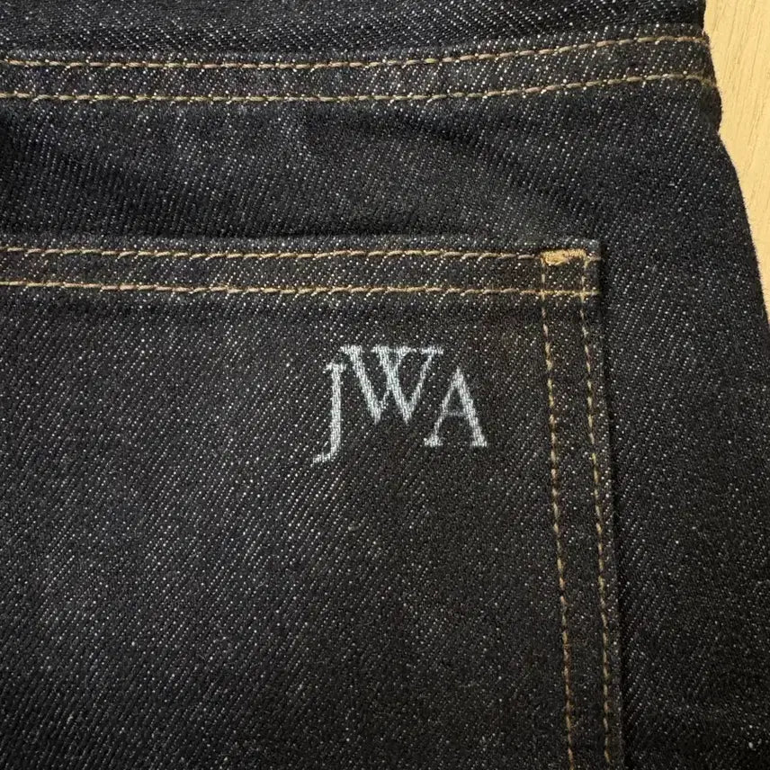 [BUNJANG] Uniqlo JW Anderson Straight Leg Jeans - First Edition / 유니클로 jwa 스트레이트진 초판