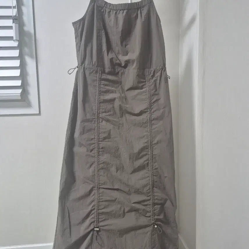 [BUNJANG] Fila String Adjustable Long Dress / 휠라  바스락원피스