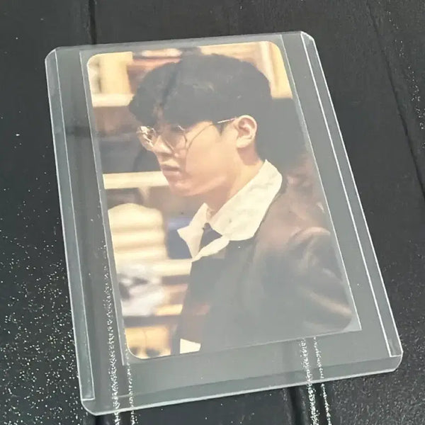 [BUNJANG] Zeus Suit Photocard / 제우스 정장 포카