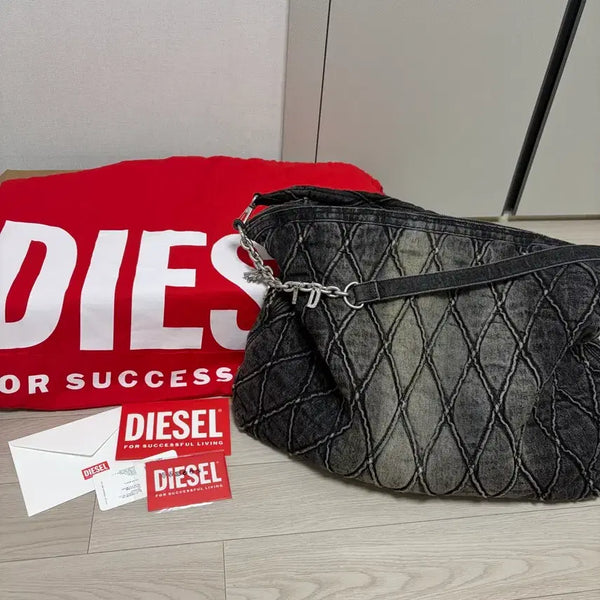[BUNJANG] Diesel Charm-D Hobo Bag / 디젤 CHARM-D HOBO 가방