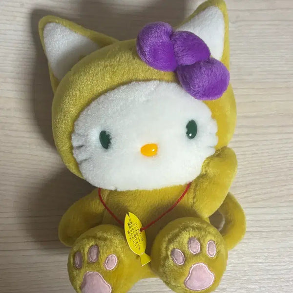 [BUNJANG] Vintage Kitty Cat Plush Toy / 고전 세계고양이 키티 인형