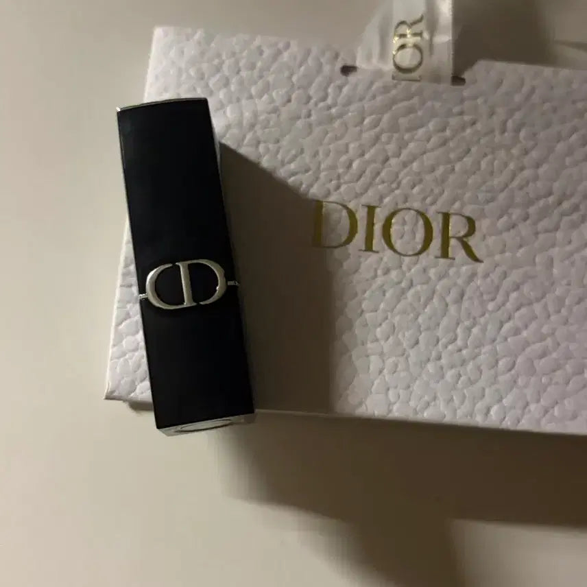 [BUNJANG] Dior Rouge Mini Lipstick No. 999 / 디올 루즈 미니 립스틱 999호