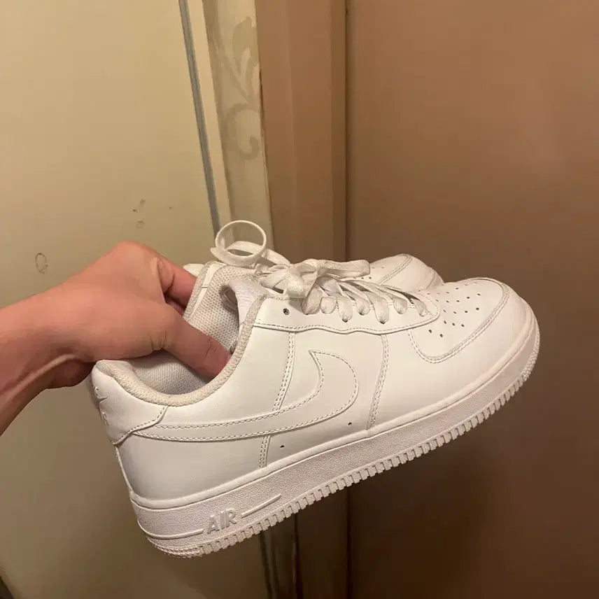 [BUNJANG] Nike Air Force 1 Low 'Triple White' Sneakers / (270) 나이키 에어포스 1 로우 올백 화이트