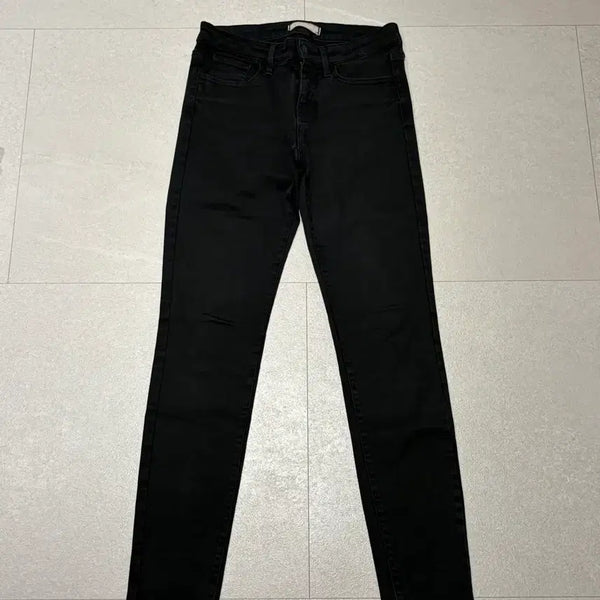 [BUNJANG] Uniqlo Black Skinny Jeans 27 inch / 다리날씬해보이는 유니클로 블랙 스키니진 27인치 상태깨끗