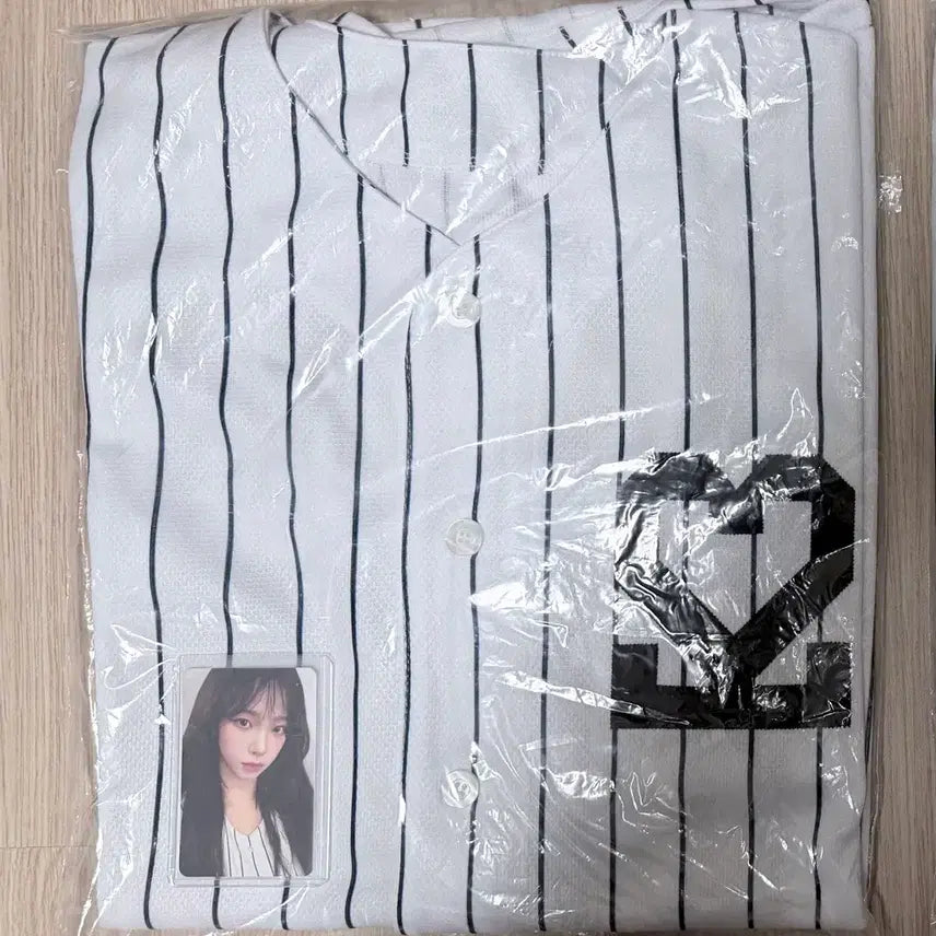 [BUNJANG] aespa Karina Better Things Baseball Uniform / 에스파 카리나 베럴띵스 야구 유니폼 aespa betterthings baseball uniform