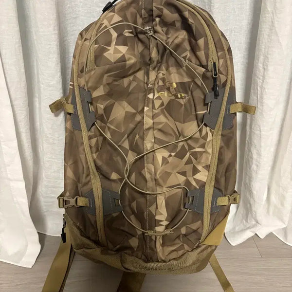 [BUNJANG] Eider Hiking Backpack 25L / 아이더 등산가방 25L