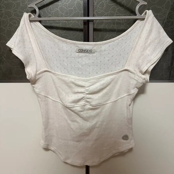 [BUNJANG] Koiseo Punching Shirring Top / 코이세이오 펀칭 셔링탑