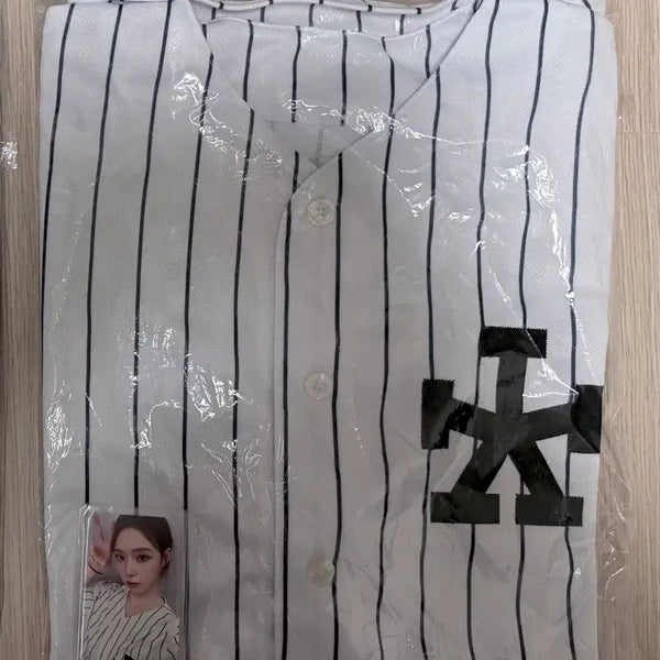 [BUNJANG] Aespa Winter Better Things Baseball Uniform / 에스파 윈터 베럴띵스 야구 유니폼 aespa betterthings baseball uniform