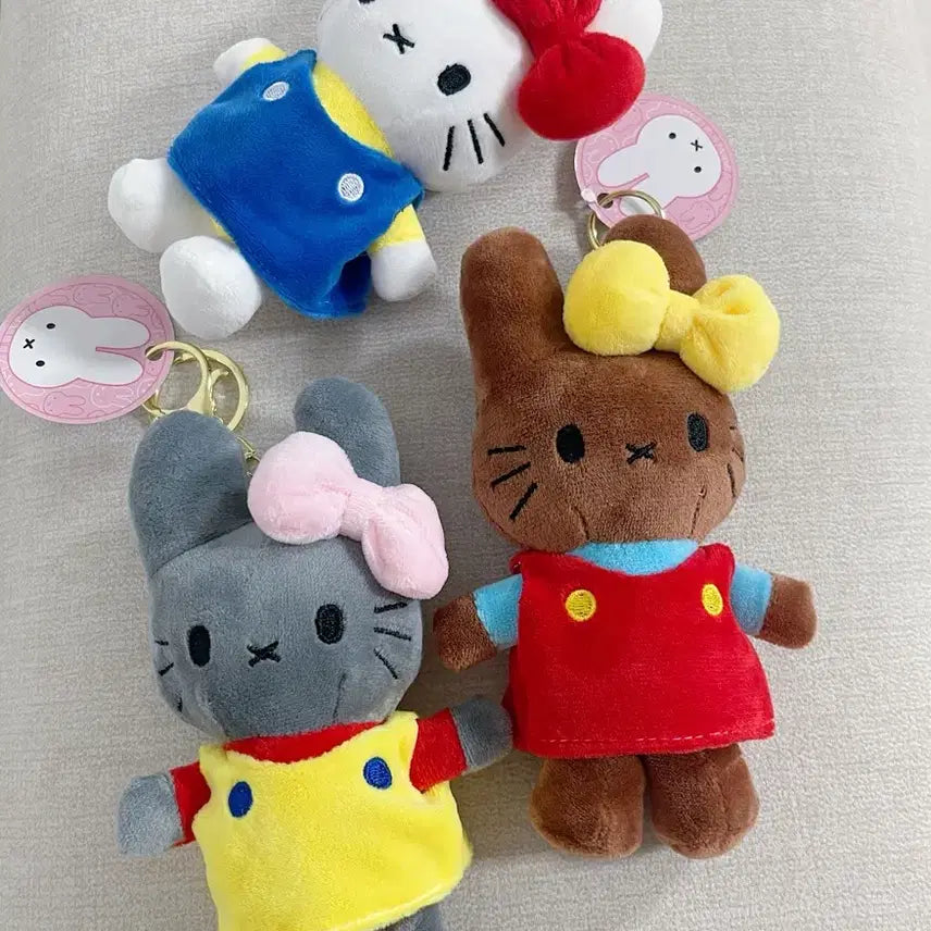 [BUNJANG] Hello Kitty & Miffy Keychain Set (3 Types) / 헬로키티 미피 키링 세트 3종 일괄