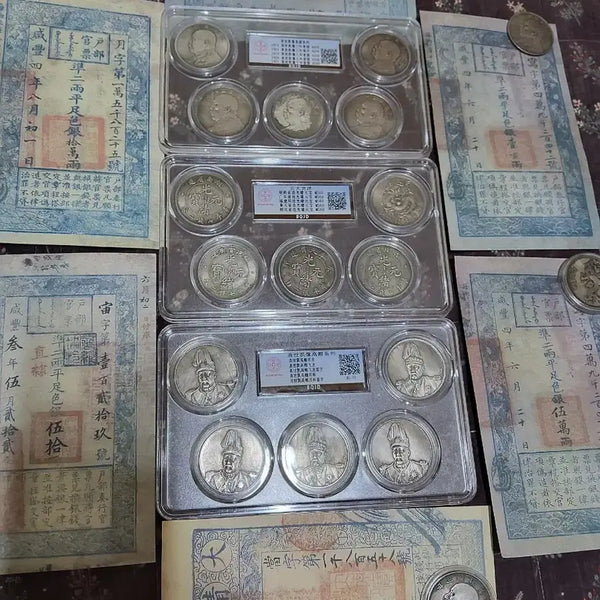 [BUNJANG] Chinese Old Banknotes (6) & Coins (18) Collection Bundle / 중국 옛 지폐6장 + 주화 18점 일괄 수집품