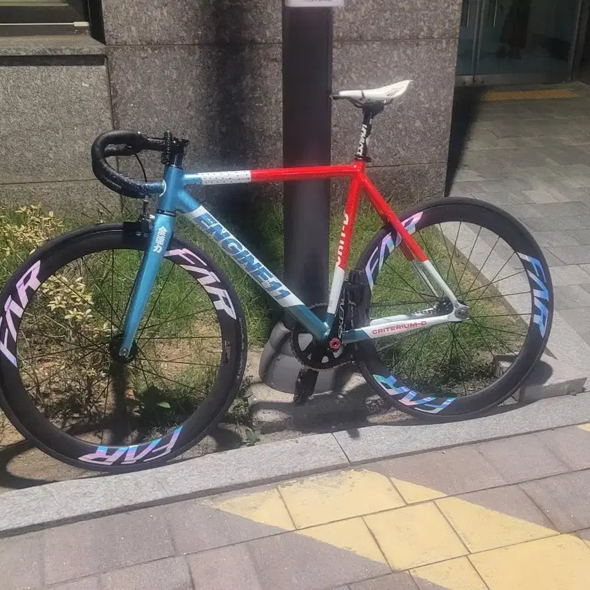 [BUNJANG] Engine CritDii Pop Art Fixed Gear Bicycle / 엔진 크릿디 팝아트