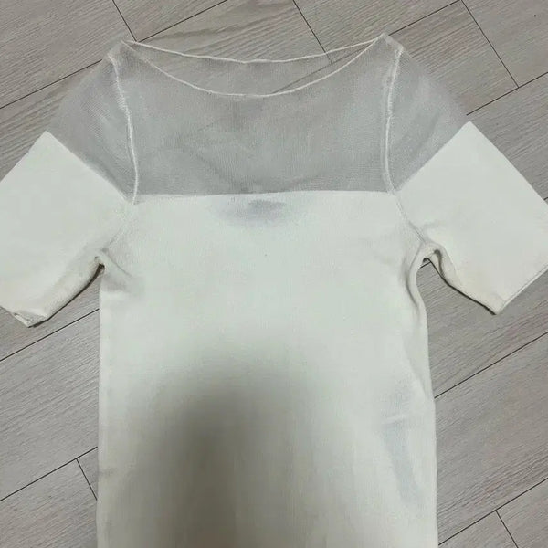 [BUNJANG] Zara White Short-Sleeve T-Shirt / 자라 고급 흰색 반팔 티 s