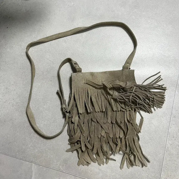 [BUNJANG] Zara Suede Fringe Crossbody Bag Gray / 스웨이드 프린지 크로스백 그레이 자라