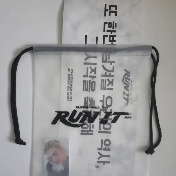 [BUNJANG] Stray Kids Run It Seoul Concert Day 1 Entrance Photocard Bundle Set OT8 / 스트레이키즈 런잇 서울 콘서트 7/25 입장포카 일괄