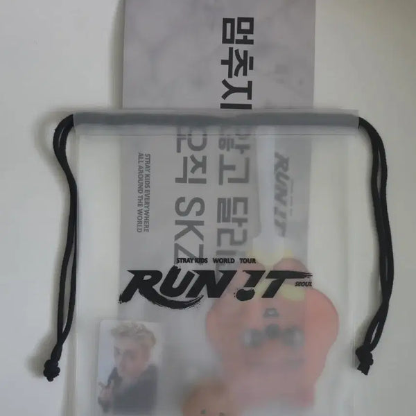 [BUNJANG] Stray Kids Run It Seoul Concert Day 3 Bundle Set + Han Quokka Set / 스트레이키즈 런잇 서울 콘서트 7/29 입장포카 일괄 + 한쿼카 세트