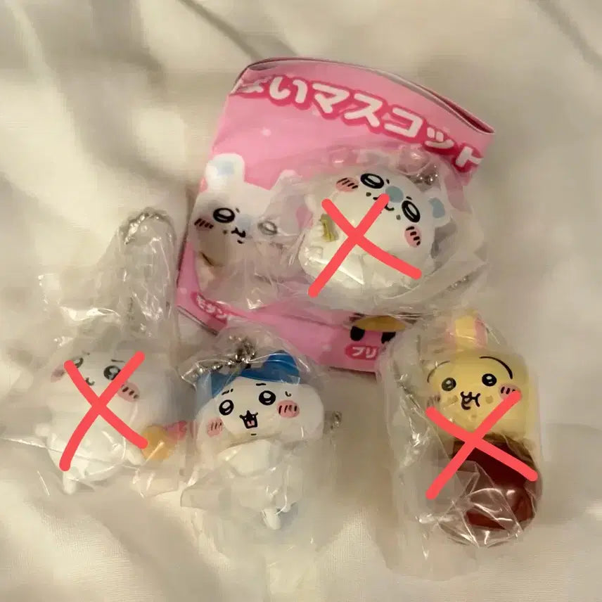 [BUNJANG] Chiikawa Tabemono Food Gacha Hachiware / 치이카와 타베모노 음식 가득 가챠 하치와레