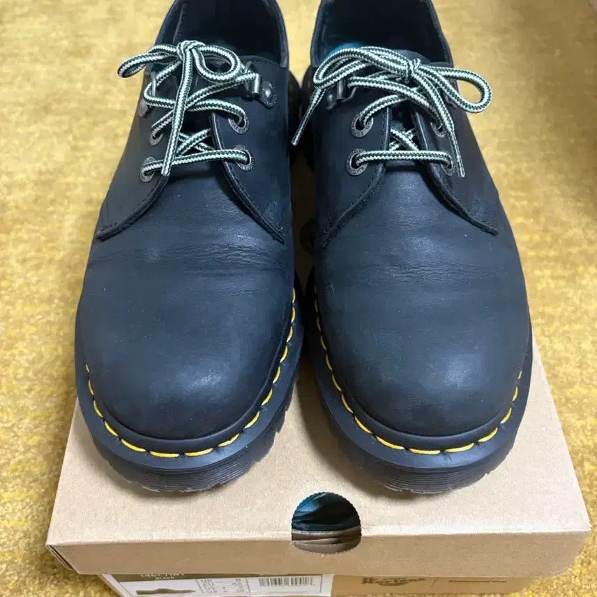 [BUNJANG] Dr. Martens x Thisisneverthat 1461 Waxed Full Grain Leather Shoes / 닥터마틴 x 디스이즈네버댓 1461 왁스드 풀 그레인 블랙 270사이즈