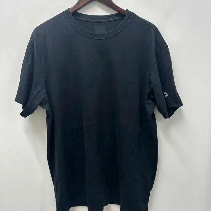[BUNJANG] New Era Black T-Shirt XL / [만원빈티지 최저가]뉴에라 블랙 반팔티 110