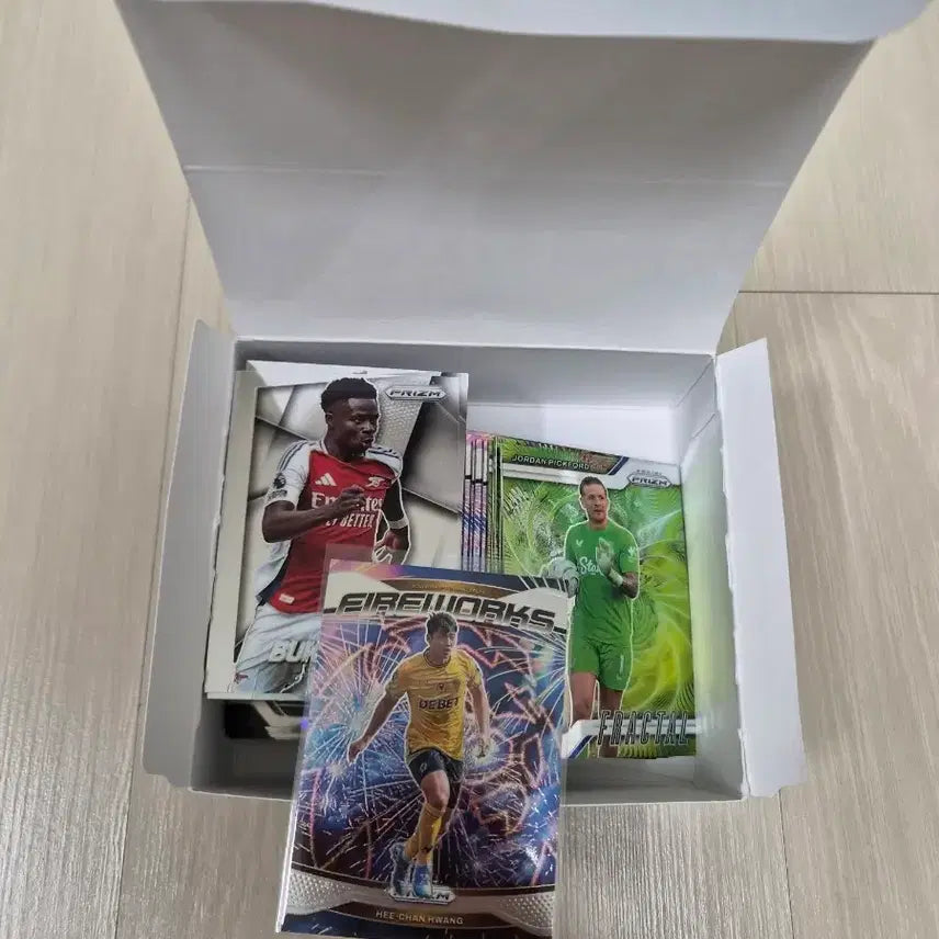 [BUNJANG] 24-25 Panini Prism EPL Trading Card Collection (Chrome/Rookie/Insert) - Approx. 700 Cards / 24-25 파니니 프리즘 EPL 총 700장 (크롬/루키/인서트, 개별가능) (황희찬/맨시티 등)