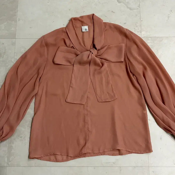 [BUNJANG] IRIS & INK Coral Bow Chiffon Blouse / [최종가, 새제품] 영국 IRIS & INK 보우 쉬폰 블라우스 코랄 컬러 66