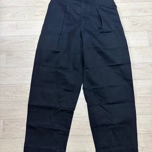 [BUNJANG] Uniqlo U Baker Pants Black / (25) 유니클로 U 베이커 팬츠 블랙