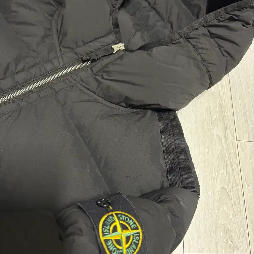 [BUNJANG] Stone Island 23FW Seamless Down Jacket / (정품) 스톤아일랜드 심리스패딩 23fw 사진참고