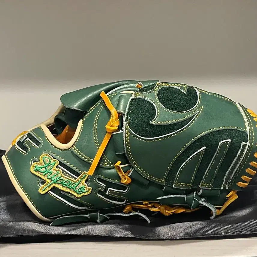 [BUNJANG] Shipad Pitcher's Glove - Japanese Artisan Handmade / Shipad 투수 글러브 (일본장인 공방작)