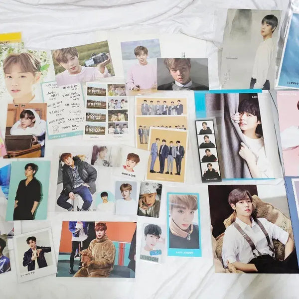 [BUNJANG] Wanna One Park Jihoon Bundle Set / [일괄 양도] 박지훈 / 워너원 포토에세이1 포함 / WANNAONE